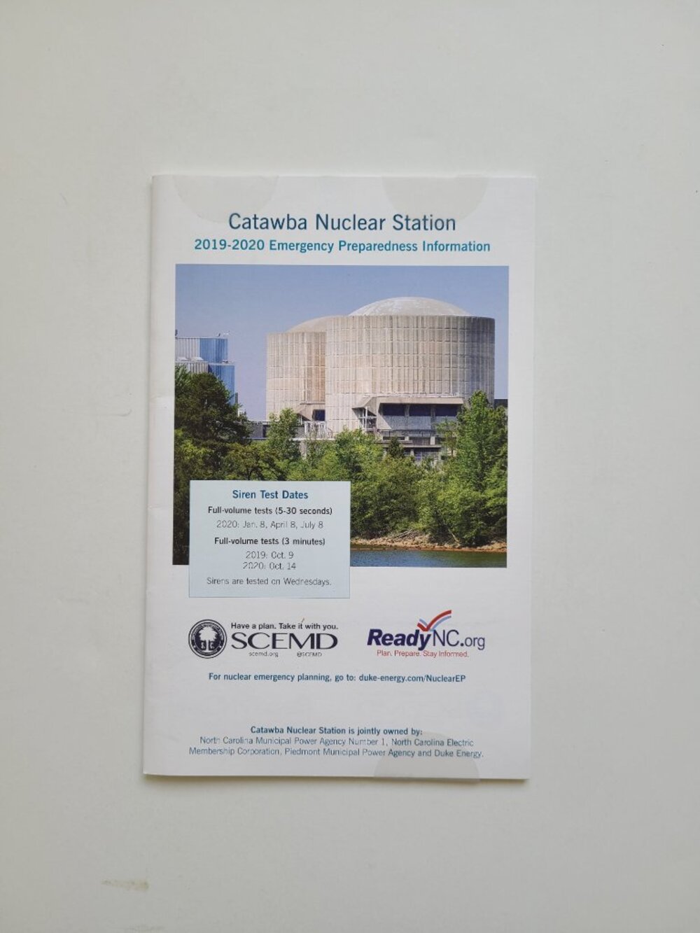 5/$15 1 Ephemera Catawba Nuclear Station Emergency Preparedness Booklet 2019-20